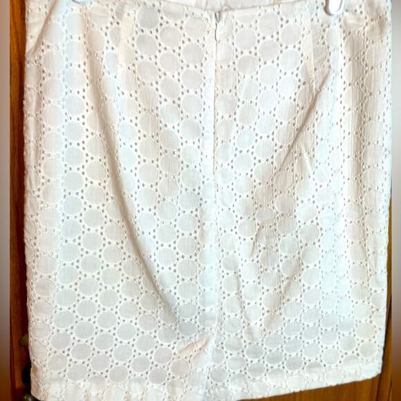 White Eyelet Skirt-Willi Smith-Size 2 - Picture 2 of 5